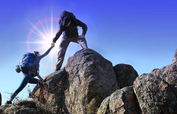 benefits of mountain climbing
